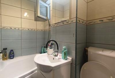 Apartament cu 3 camere semidecomandat în Central - 14