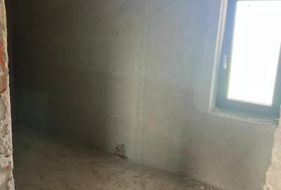 Casă cu 4 camere cu Teren 400 Mp în Agigea - 11