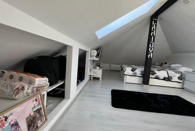 Vilă P+1+M de vânzare în complex privat – 5 camere, 2 parcări, curte proprie - 18