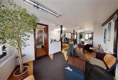 Casă cu 2 camere cu Canalizare în Central - 2