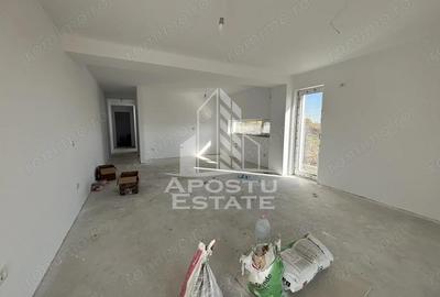 Casă cu 4 camere cu Teren 330 Mp în Giarmata