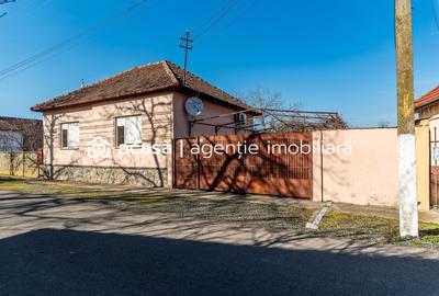 Casă individuală cu 4 camere cu Canalizare în Vladimirescu - 1