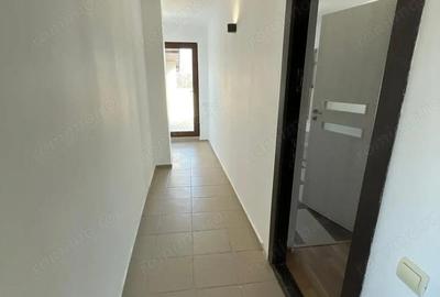 Spațiu comercial, de 550 mp, în Central - 12