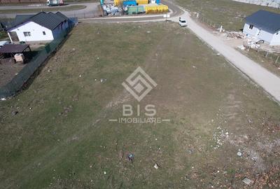 Teren Construcții intravilan de 1400 mp, în Viișoara - 2