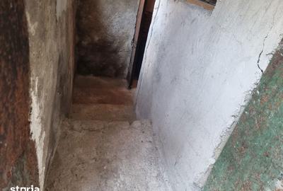 Casă cu 2 camere cu Teren 612 Mp în Moroeni - 19