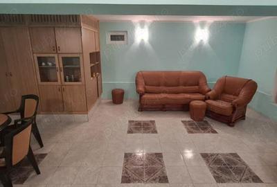 Vand apartament 3 camere in Sinaia - 1