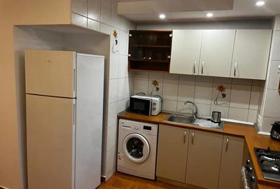Apartament cu 3 camere decomandat în Octavian Goga - 2