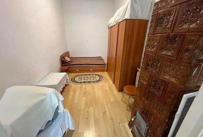 Casa spatiu centru - 13