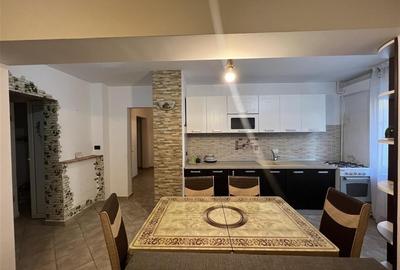 Ap 3 camere,parter, balcon, ultracentral- Scoala 9 - 4