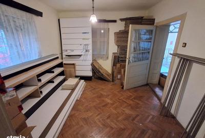 Casă cu 4 camere cu Teren 1440 Mp în Vetiș - 2