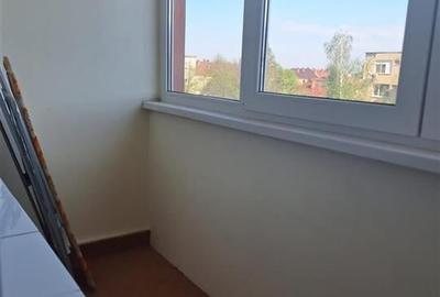 Apartament 3 camere, mobilat, utilat (zona Tractorul) - 11