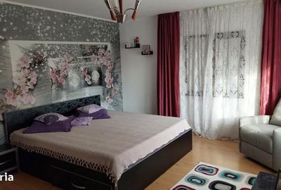 Casă cu 5 camere cu Teren 260 Mp în Central