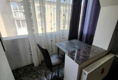 Garsonieră decomandată în Confecții - 5