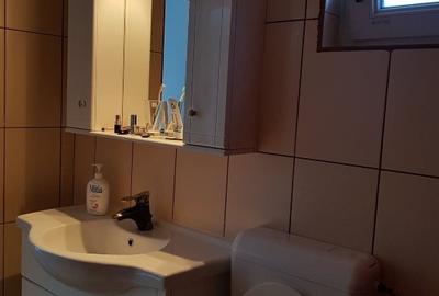 Casă individuală cu 5 camere cu Canalizare în Central - 8