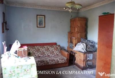 Casă cu 4 camere cu Teren 1730 Mp în Mihăești - 15