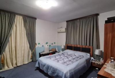 Casă cu 7 camere cu Teren 300 Mp în Mihai Bravu - 18