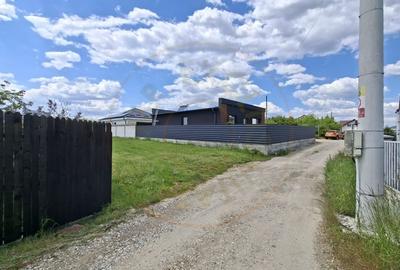 Teren Construcții intravilan de 1246 mp, în Bradu - 4