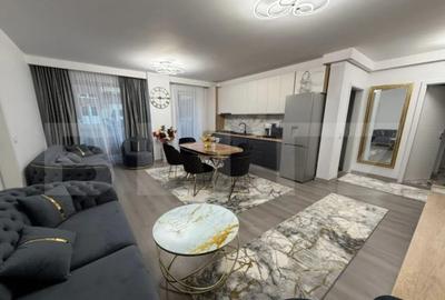 Apartament cu 3 camere semidecomandat, mobilat în Florești