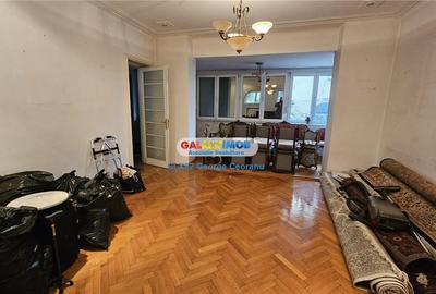 Casă individuală cu 7 camere cu Garaj în Domenii - 4