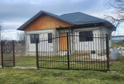 Casă cu 3 camere în Dorobanțu - 3