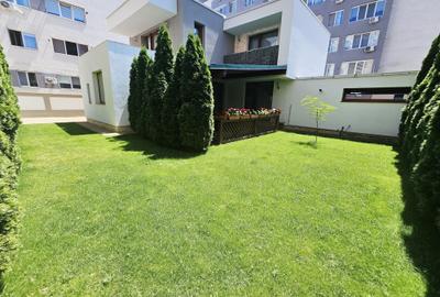 Casă individuală cu 4 camere cu Canalizare în 9 Mai - 2