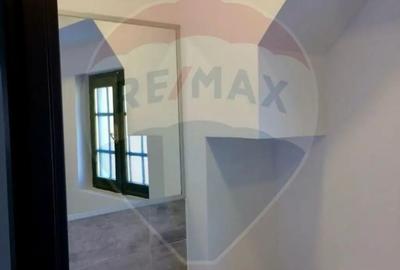 Apartament cu 2 camere decomandat în Mediaș - 3