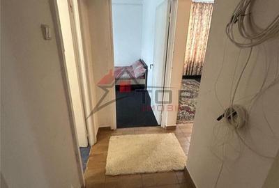 Apartament cu 3 camere decomandat în Alexandru cel Bun - 4