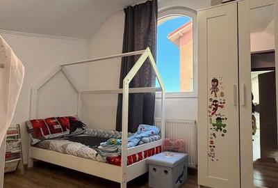 Casă cu 5 camere cu Canalizare în Central - 14