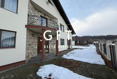 Casă cu 5 camere cu Teren 425 Mp în Unirea - 9