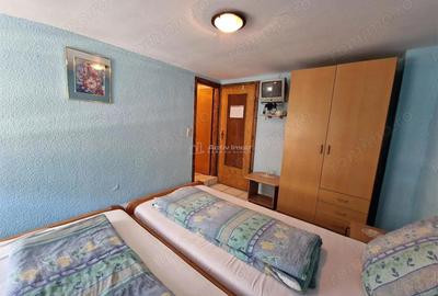 Casă cu 7 camere cu Teren 720 Mp în Vest - 11