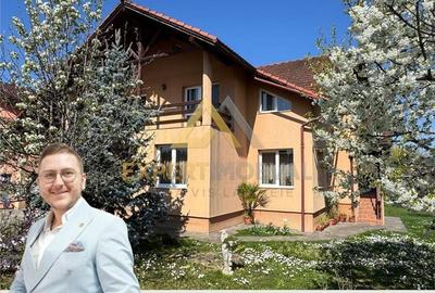 Casă cu 7 camere cu Teren 800 Mp în Vasile Alecsandri - 1