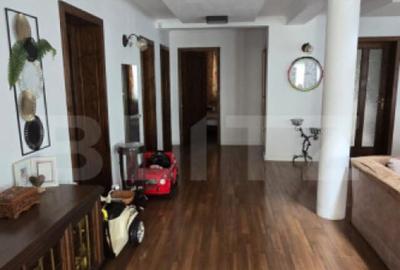 Casa de vanzare, 350 mp, zona Bercu Rosu - 13
