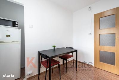 Apartament cu 2 camere decomandat, mobilat în Tei