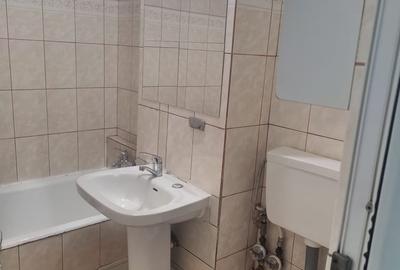 Garsonieră decomandată în Dristor - 11