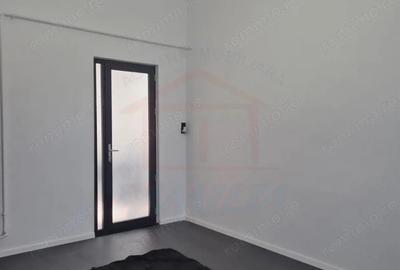 Casă cu 2 camere cu Teren 61 Mp în Central - 3