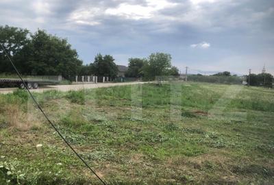 Teren intravilan, cu doua fronturi, zona Supuru de sus - 1