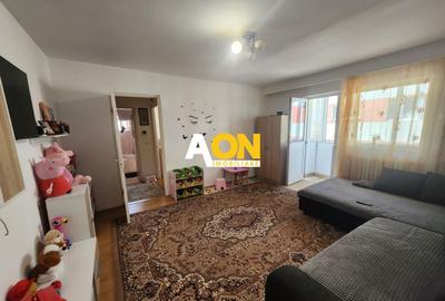 Apartament cu 3 camere semidecomandat, mobilat în Cetate - 2