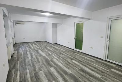 Apartament cu 3 camere decomandat în Republicii - 3