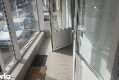Spațiu comercial, de 74 mp, în Central - 6