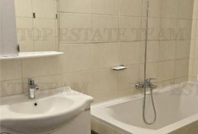 Apartament cu 3 camere decomandat în Central - 23