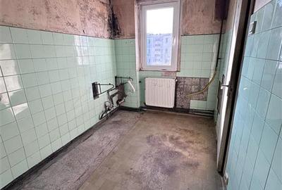 Apartament 2 camere Bd-ul Socola etaj 3 - 3