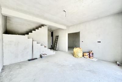Duplex cu 4 camere cu Canalizare în Moșnița Nouă - 2