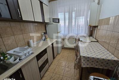 Apartament cu 2 camere semidecomandat, mobilat în Central - 1