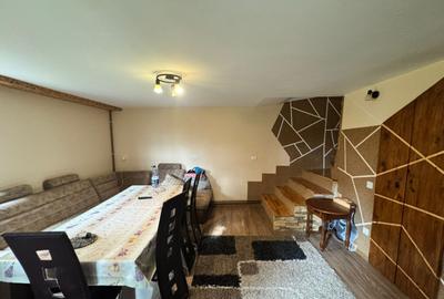 Casă cu 4 camere cu Teren 1527 Mp în Tăuții de Sus - 2