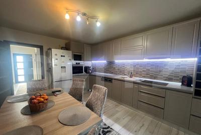 Casă cu 4 camere cu Teren 357 Mp în Sângeorgiu de Mureș - 3