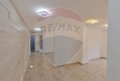 Apartament cu 4 camere de vanzare, str. 1 Decembrie 1918