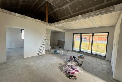 Casă cu 4 camere cu Teren 475 Mp în Mocira - 8