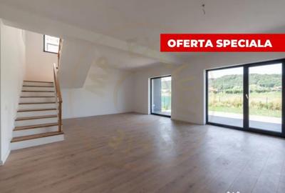 Casă cu 4 camere cu Teren 470 Mp în Micești - 2
