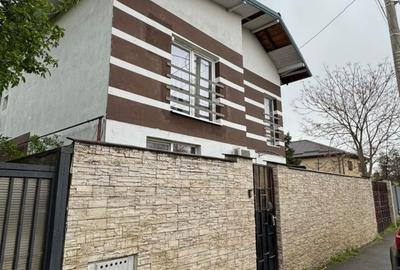 Casă cu 4 camere cu Teren 262 Mp în Central - 6