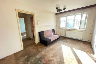 Apartament 2 camere-50mp-Podu Ros-etaj intermediar-bloc fara risc Apartament 2 camere-50mp-Podu Ros-etaj intermediar-bloc fara risc - 3